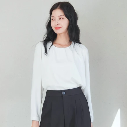 모조에스핀블라우스