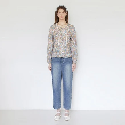 써스데이아일랜드블라우스