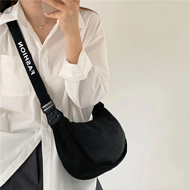 프라다크로스백